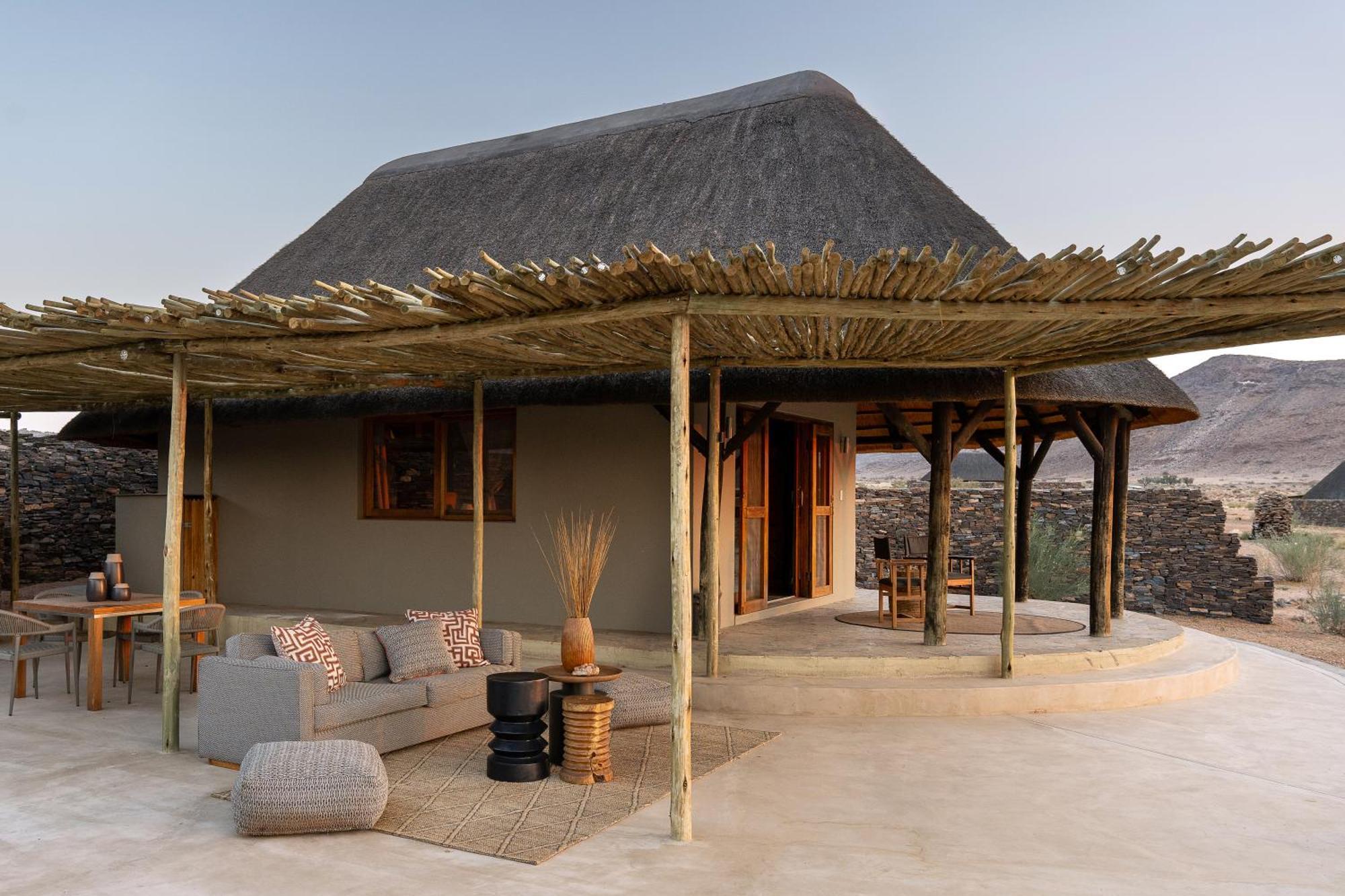 Sandfontein Lodge & Nature Reserve Exteriör bild